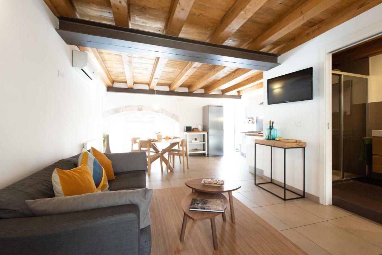 Ortigia Suite - Theater Syracuse Ngoại thất bức ảnh